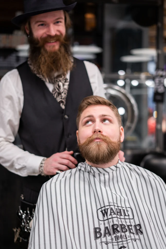 Home 4 FIND THE RIGHT BEARD STYLE FOR YOUR LOOK