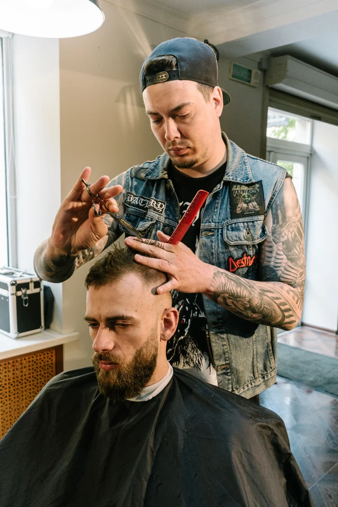 Home 7 FIND YOUR NEXT HAIRCUT 4